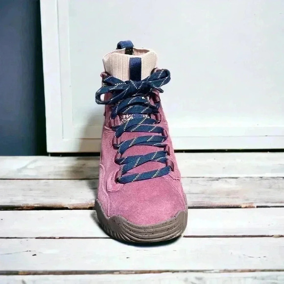 The North Face NEW Women's Back-To-Berkeley III Sport Waterproof Boots Size 7 - Picture 13 of 13